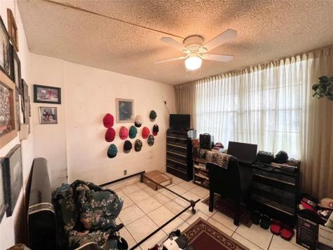 2650 NW 49th Avenue Lauderdale Lakes FL 33313