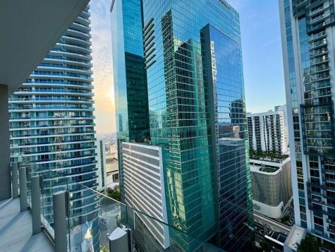 300 Biscayne Boulevard Way Miami FL 33131