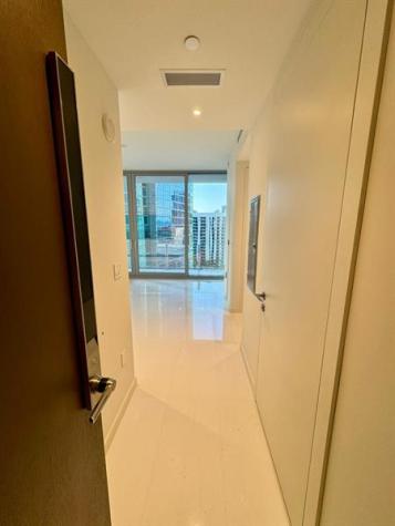 300 Biscayne Boulevard Way Miami FL 33131