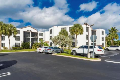 210 Lake Pointe Drive Oakland Park FL 33309