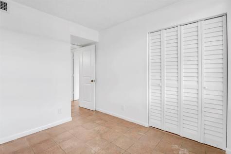 210 Lake Pointe Drive Oakland Park FL 33309
