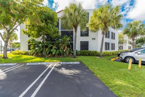 210 Lake Pointe Drive Oakland Park FL 33309