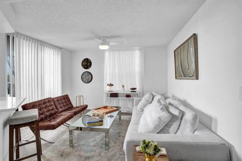 520 SE 5th Avenue Fort Lauderdale FL 33301