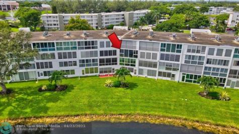 3107 Cambridge E Deerfield Beach FL 33442