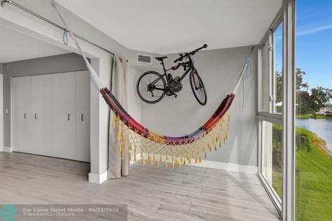 3107 Cambridge E Deerfield Beach FL 33442