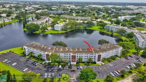 3107 Cambridge E Deerfield Beach FL 33442
