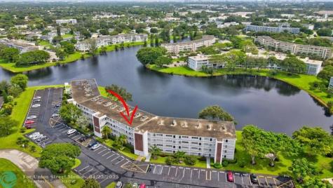 3107 Cambridge E Deerfield Beach FL 33442