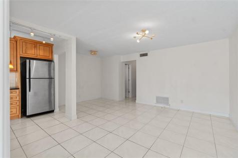 1439 S Ocean Boulevard Lauderdale By The Sea FL 33062