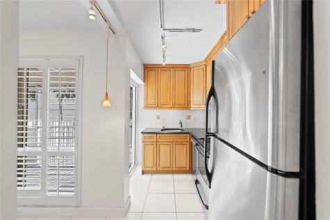 1439 S Ocean Boulevard Lauderdale By The Sea FL 33062