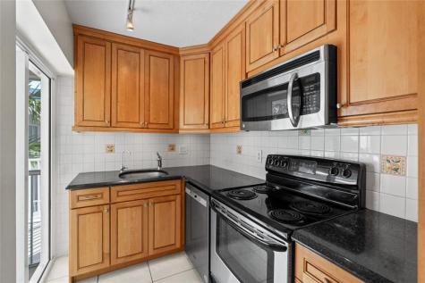 1439 S Ocean Boulevard Lauderdale By The Sea FL 33062