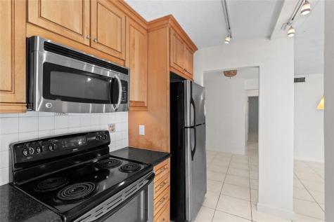 1439 S Ocean Boulevard Lauderdale By The Sea FL 33062