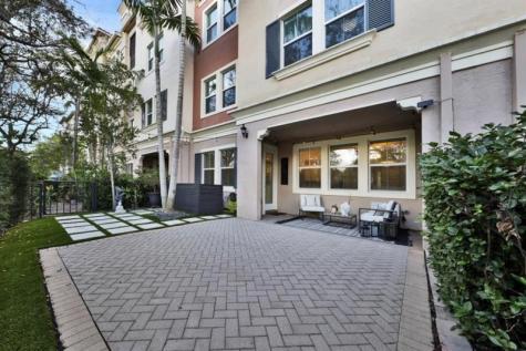 2970 NW 124th Way Sunrise FL 33323