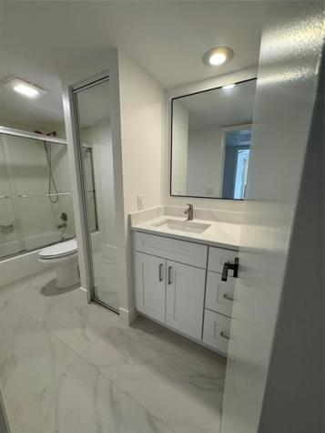 9148 SW 23rd Street Davie FL 33324