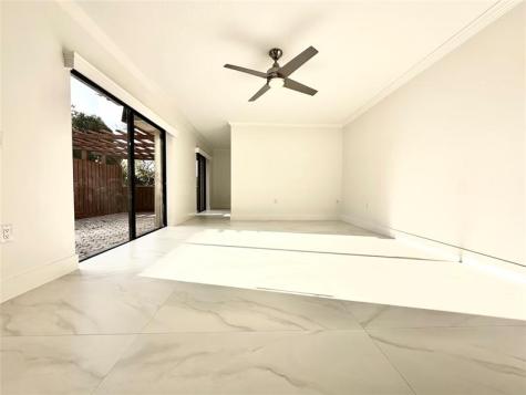 9148 SW 23rd Street Davie FL 33324