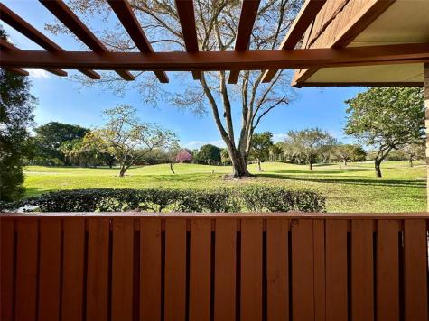 9148 SW 23rd Street Davie FL 33324