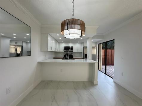 9148 SW 23rd Street Davie FL 33324