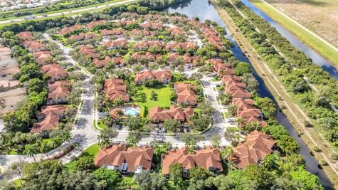 12502 NW 56th Street Coral Springs FL 33076