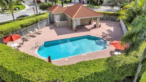 12502 NW 56th Street Coral Springs FL 33076