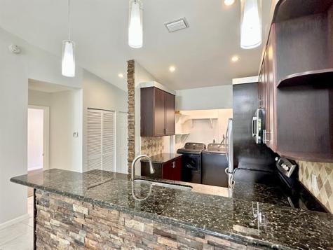 1917 NW 94th Avenue Coral Springs FL 33071