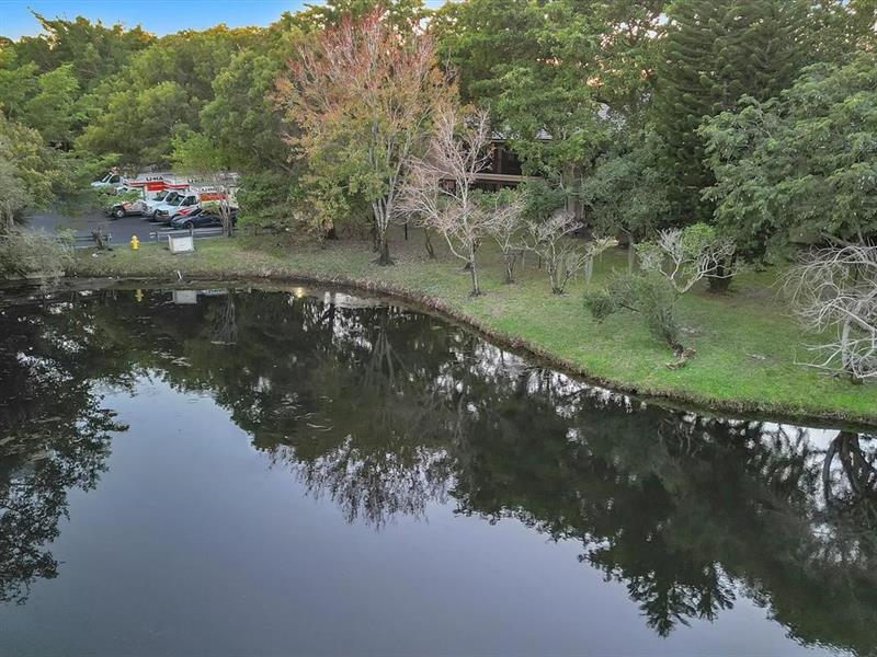 146 NW 98th Terrace Plantation FL 33324