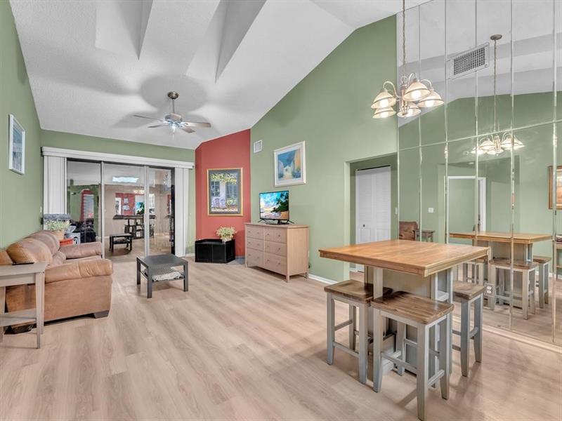 146 NW 98th Terrace Plantation FL 33324