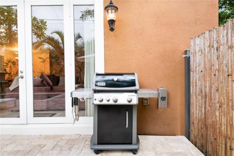 1703 NE 11th Street Fort Lauderdale FL 33304