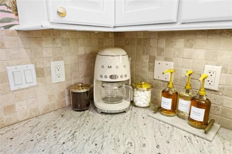 1703 NE 11th Street Fort Lauderdale FL 33304