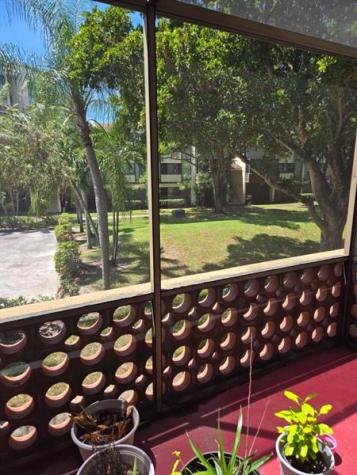 4206 Inverrary Boulevard Lauderhill FL 33319