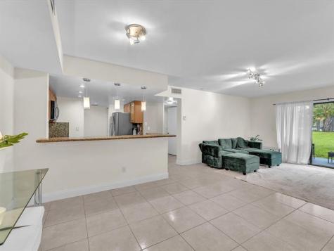 9022 W Atlantic Boulevard Coral Springs FL 33071