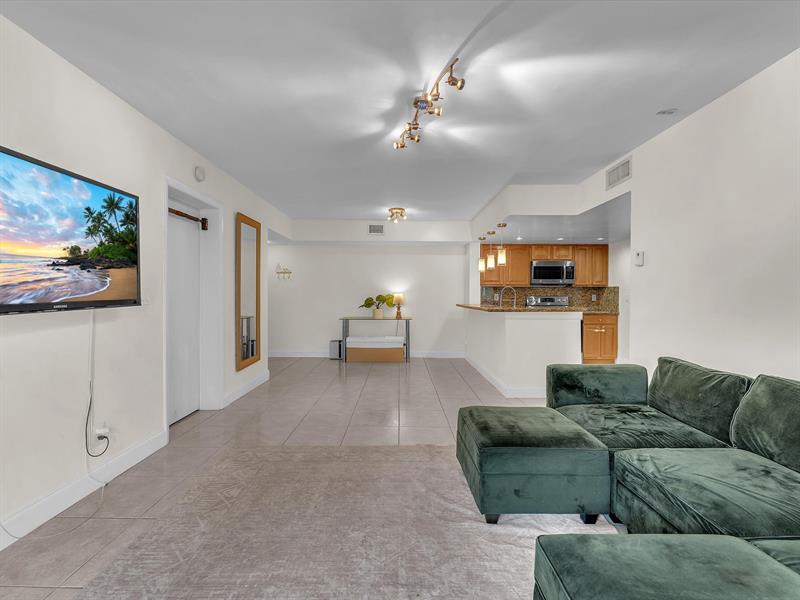 9022 W Atlantic Boulevard Coral Springs FL 33071