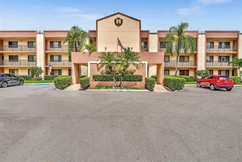 10643 W Clairmont Circle Tamarac FL 33321