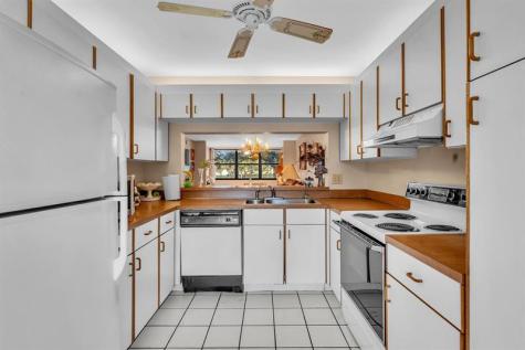 10643 W Clairmont Circle Tamarac FL 33321