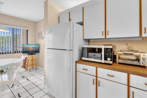10643 W Clairmont Circle Tamarac FL 33321