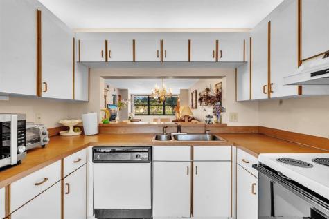 10643 W Clairmont Circle Tamarac FL 33321