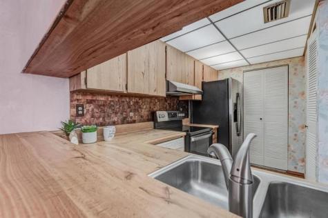 1491 NW 112th Way Pembroke Pines FL 33026