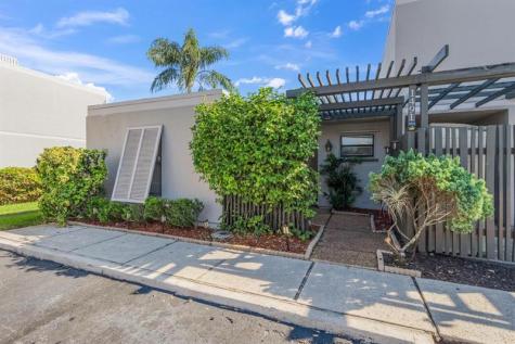 1491 NW 112th Way Pembroke Pines FL 33026