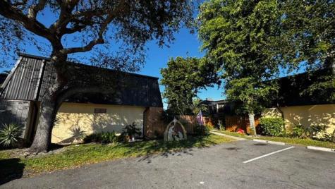 2494 Waterside Drive Lake Worth FL 33461