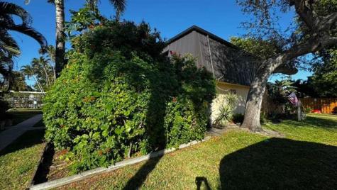 2494 Waterside Drive Lake Worth FL 33461