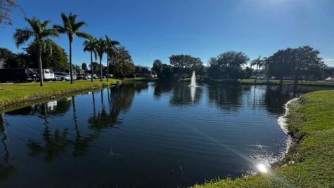2494 Waterside Drive Lake Worth FL 33461