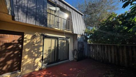 2494 Waterside Drive Lake Worth FL 33461