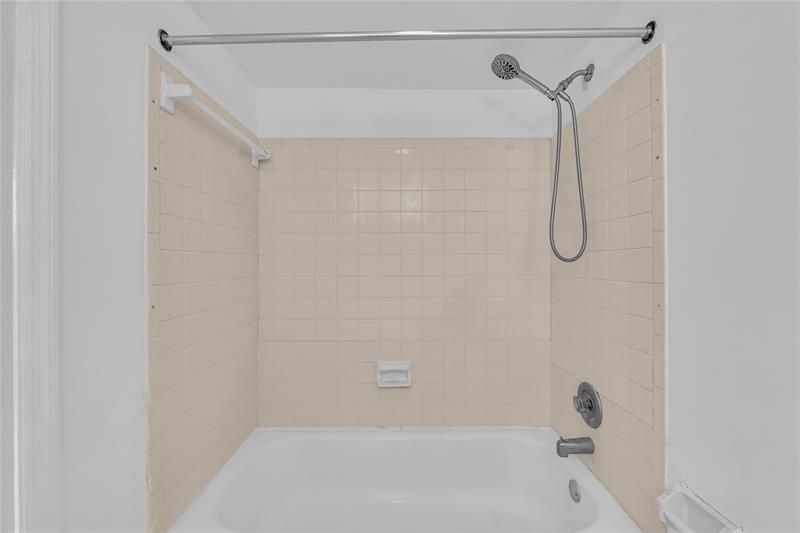 10762 La Placida Drive Coral Springs FL 33065