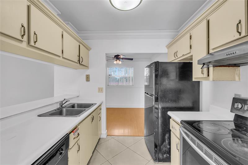 10762 La Placida Drive Coral Springs FL 33065