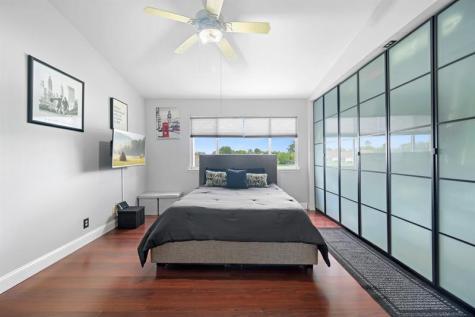 4923 SW 31st Terrace Dania Beach FL 33312