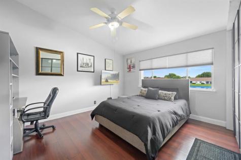 4923 SW 31st Terrace Dania Beach FL 33312