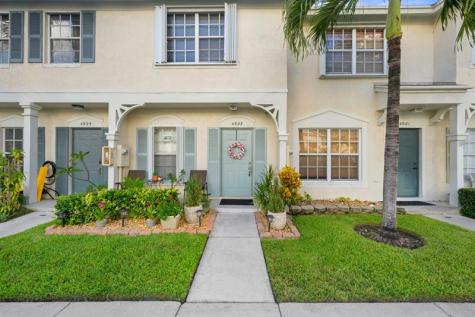 4923 SW 31st Terrace Dania Beach FL 33312