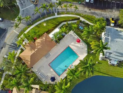 4923 SW 31st Terrace Dania Beach FL 33312