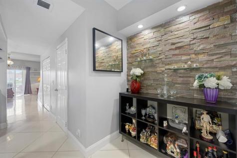 4923 SW 31st Terrace Dania Beach FL 33312