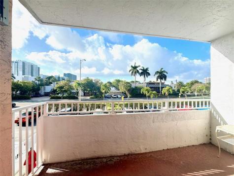 3201 NE 14th Street Causeway Pompano Beach FL 33062