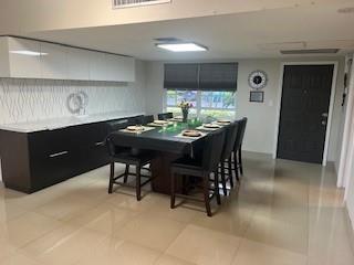 565 Oaks Lane Pompano Beach FL 33069