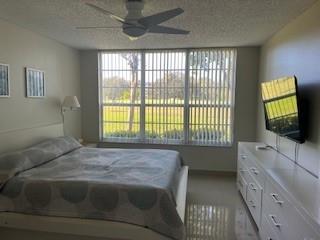 565 Oaks Lane Pompano Beach FL 33069